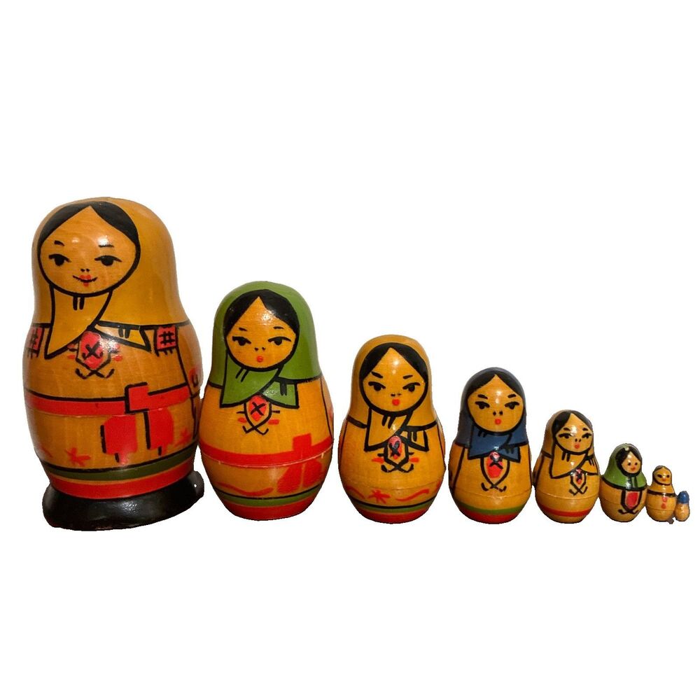 Matryoshka Yoshkar-Ola Traditional Nesting Doll Hand Painted Set Of 8